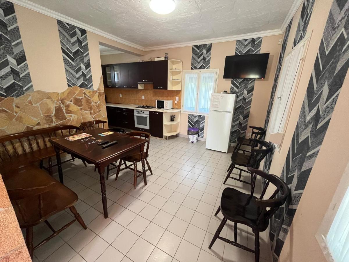 Tiszavirag Apartman Tiszakeszi Exterior foto