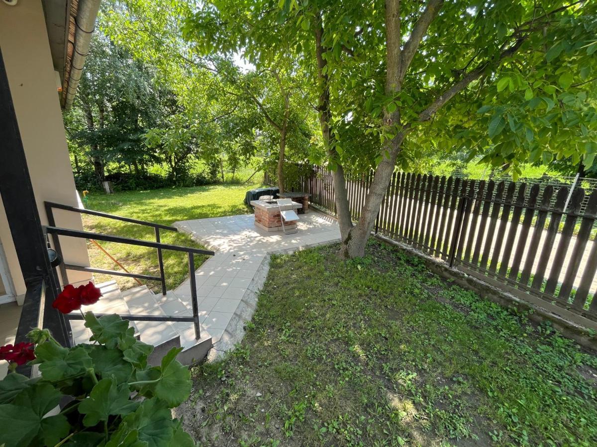 Tiszavirag Apartman Tiszakeszi Exterior foto